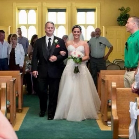 Wedding dress ft. bold beading w/Swarovski crystals on Lucia embroidered Motif - Picture 5 of 10